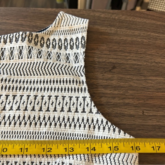 ❤️ Banana Republic Black and Cream Geometric Midi Dress 6 - Picture 6 of 11